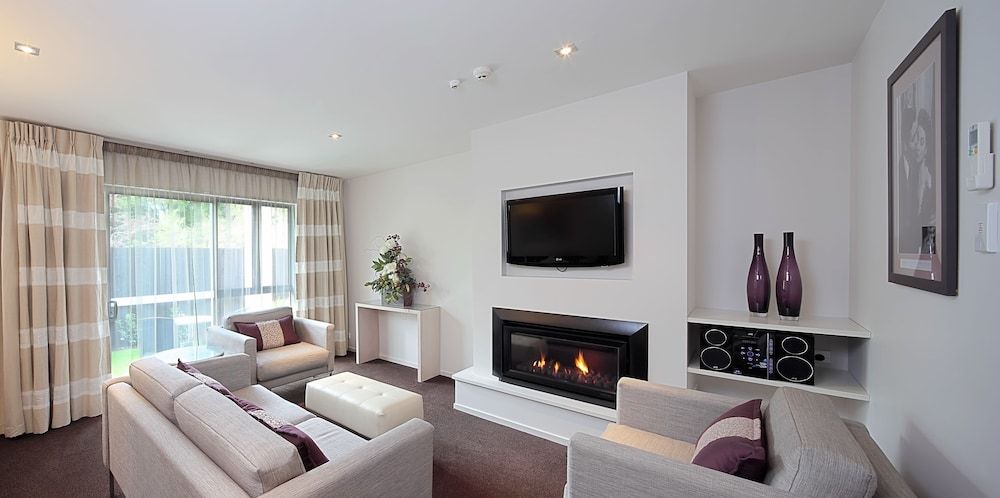 Century Park Motor Lodge 1