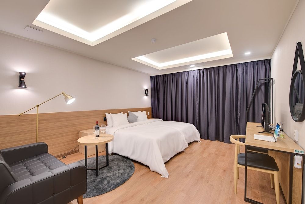 Hotel M 2