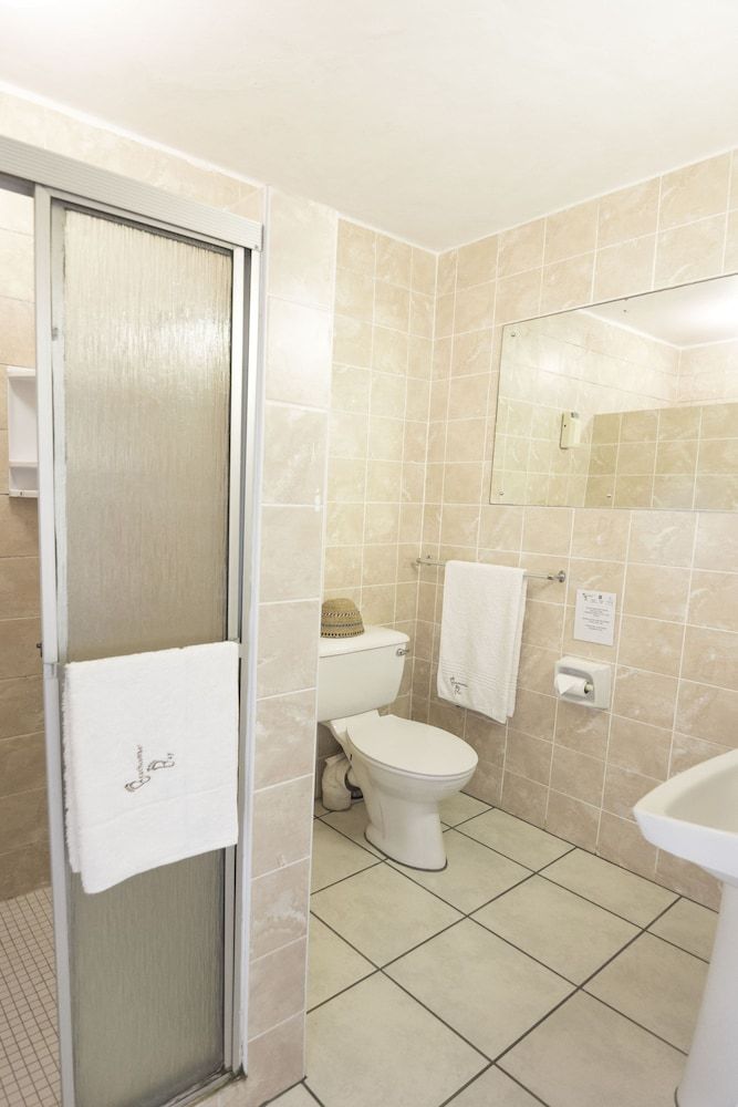 Beachcomber Bay - Guest House 3