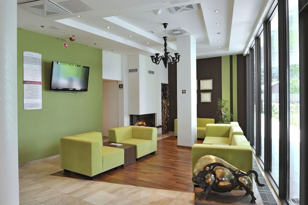 Lambergh Château & Hotel 3