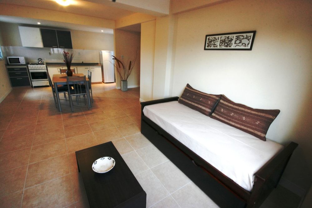 Soltigua Apart Hotel Mendoza 1