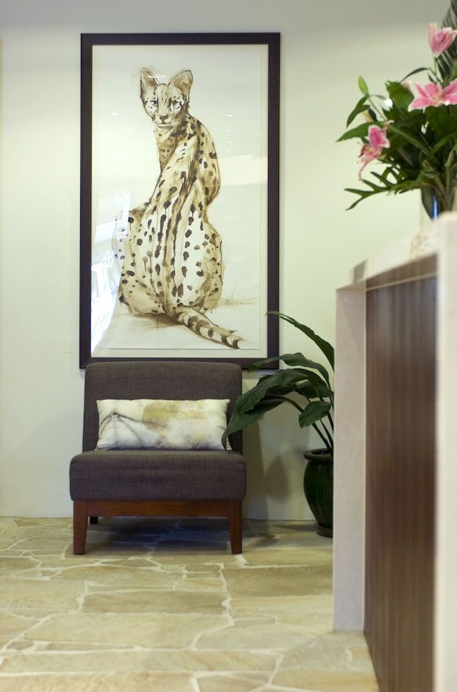 Byron Bay Hotel & Apartments 1