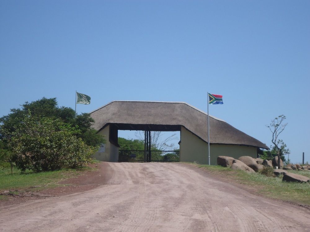 Inkwenkwezi Private Game Reserve