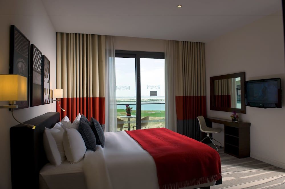 Staybridge Suites Abu Dhabi Yas Island 2