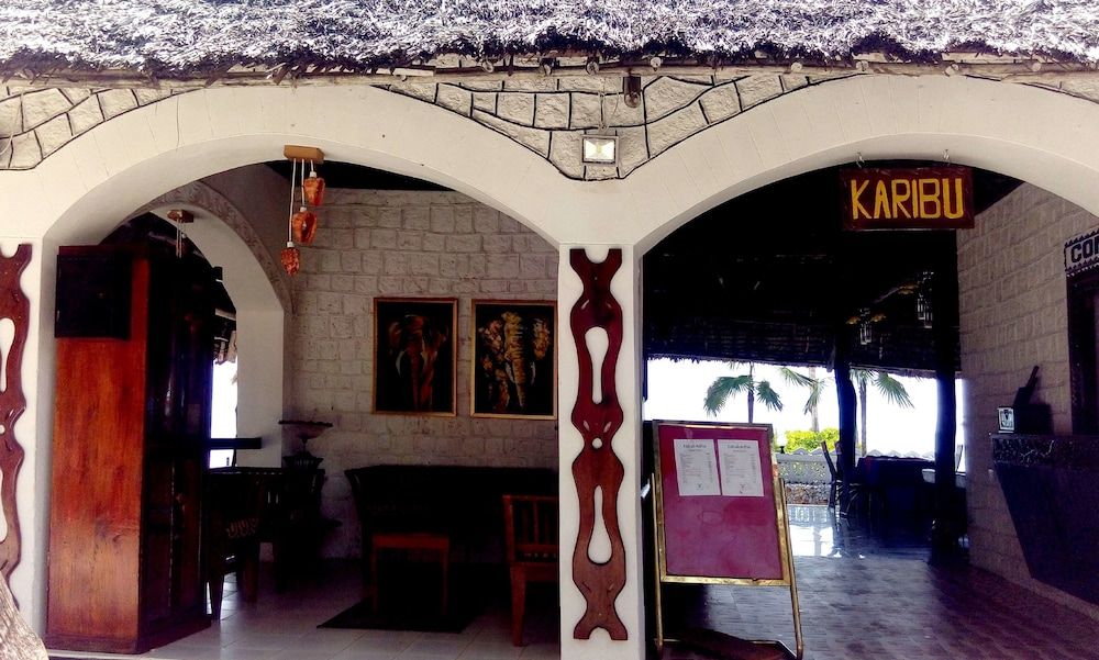 Mermaids Cove Beach Resort and Spa 2