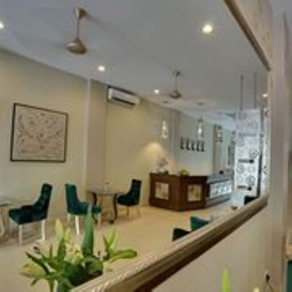 Riverview Cambodia Boutique Hotel ( Former River 108 Boutique Hotel ) 2 Riverview Cambodia Boutique Hotel ( Former River 108 Boutique Hotel ) 2