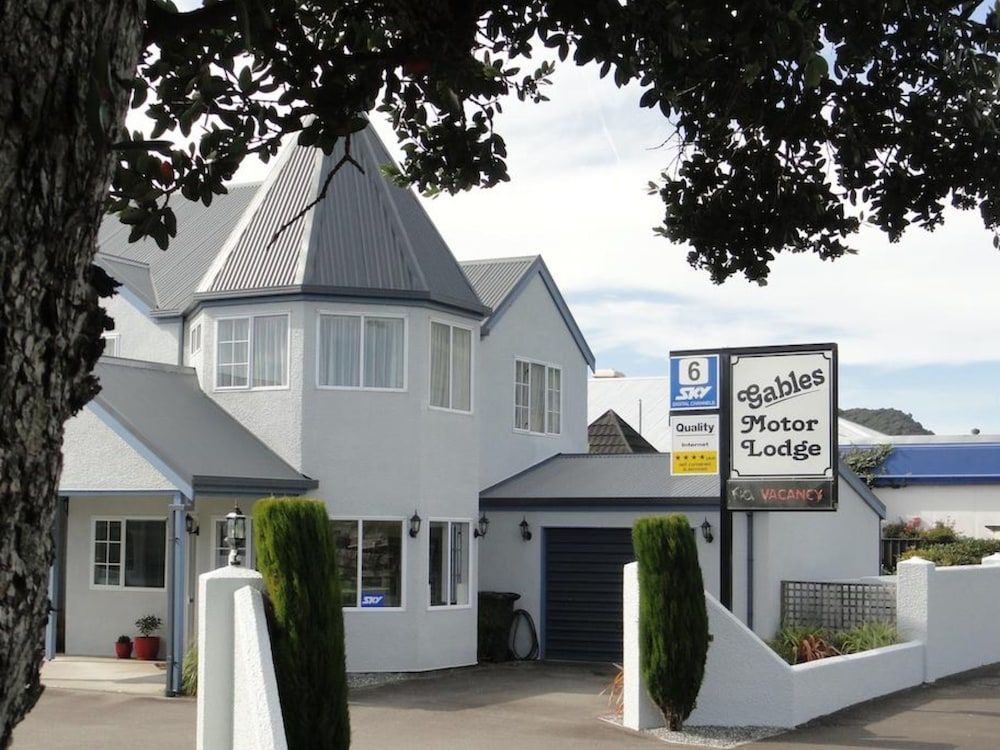 Gables Motor Lodge