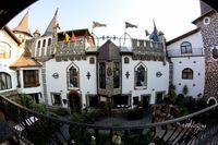 Hunter Prince Castle & Dracula Hotel