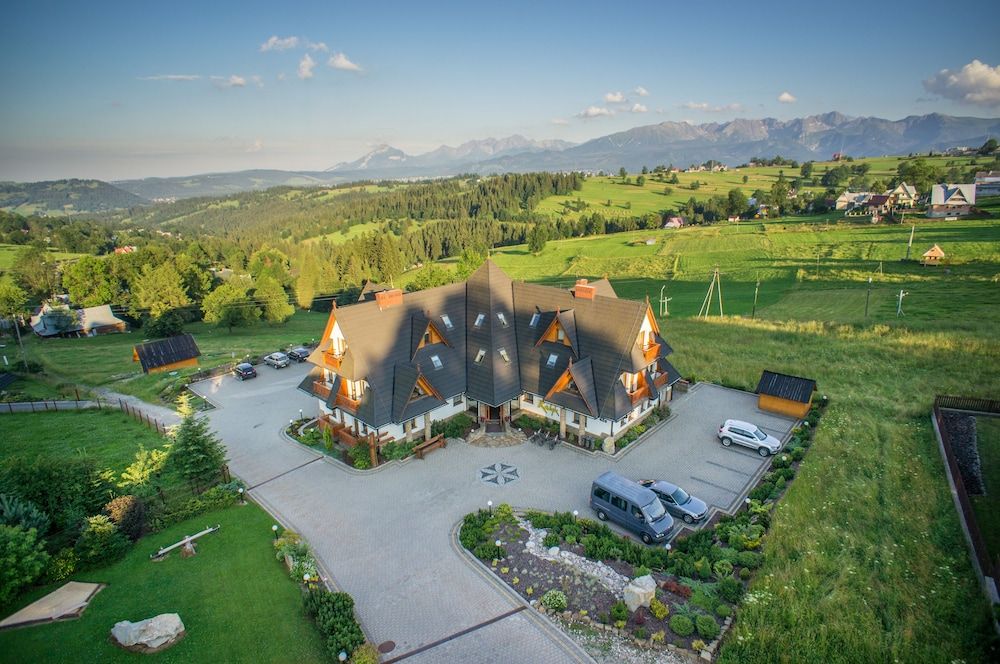 Redyk 3 estrelas em Poronin