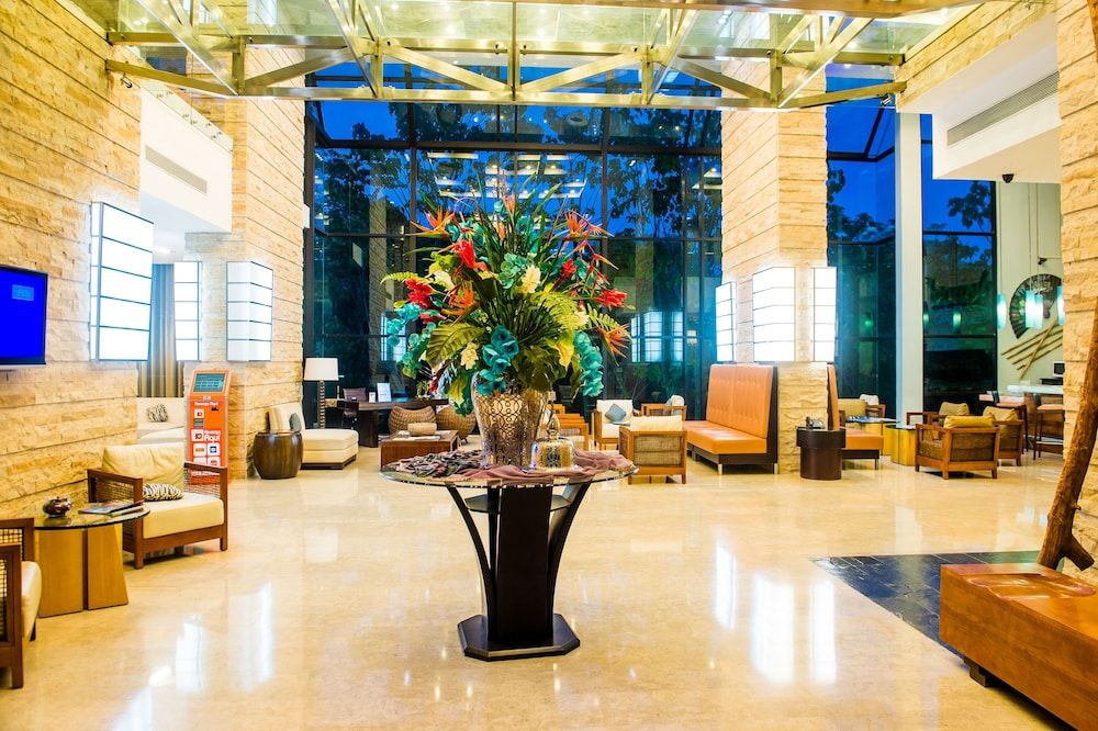 Summit Rainforest & Golf Resort 2