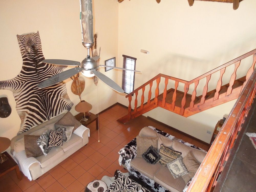 Trees Too Guest Lodge 3