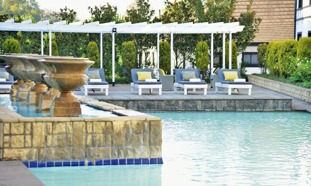 ANEW Hotel Hilton 4 stelle a Hilton