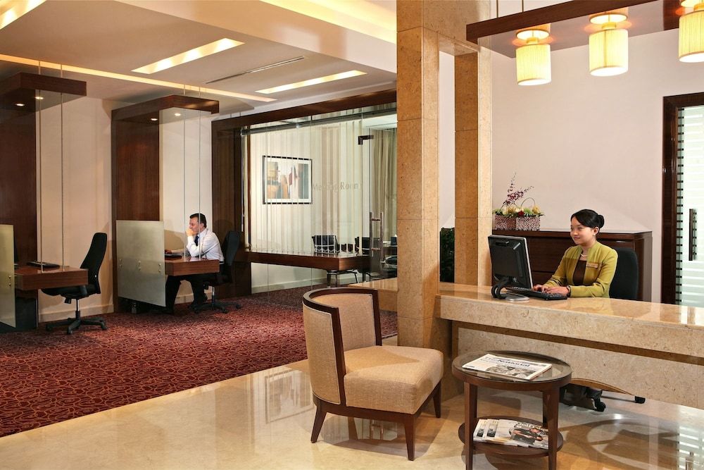 Khalidiya Palace Rayhaan 2 Khalidiya Palace Rayhaan 2