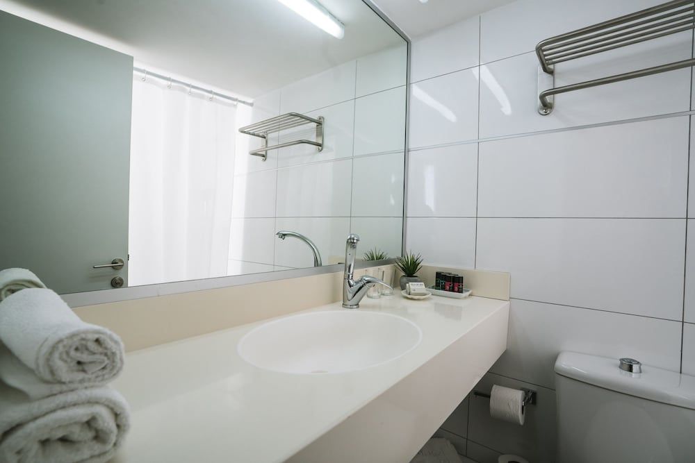 Armon Yam Bat Yam Hotel 3