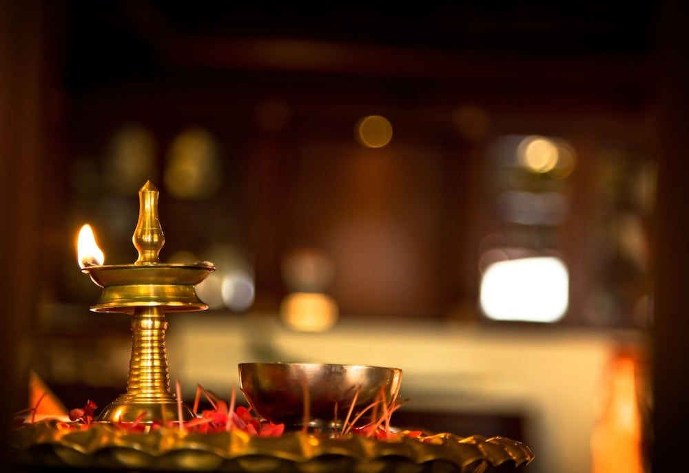 Lake Palace - A Luxury Backwater Resort 2