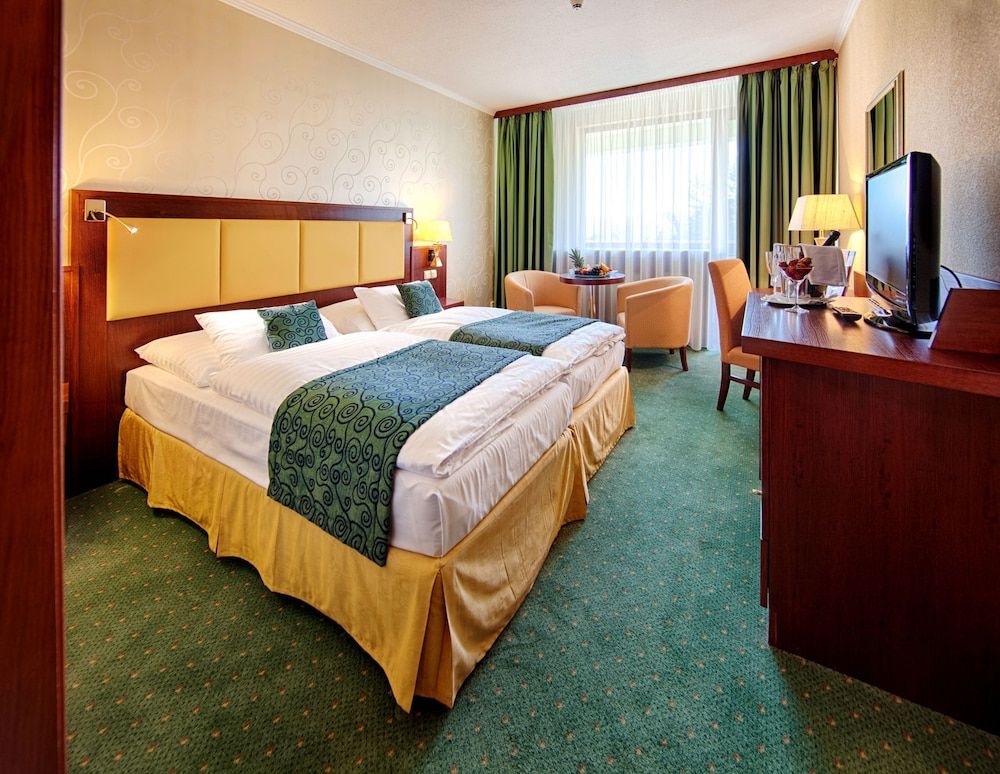 Hotel & Spa Resort Kaskady 2