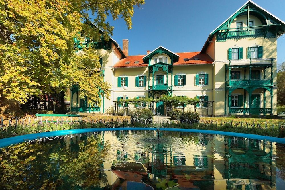 DEPANDANCE HOTEL PARK**** 4 estrelas em Dobrna