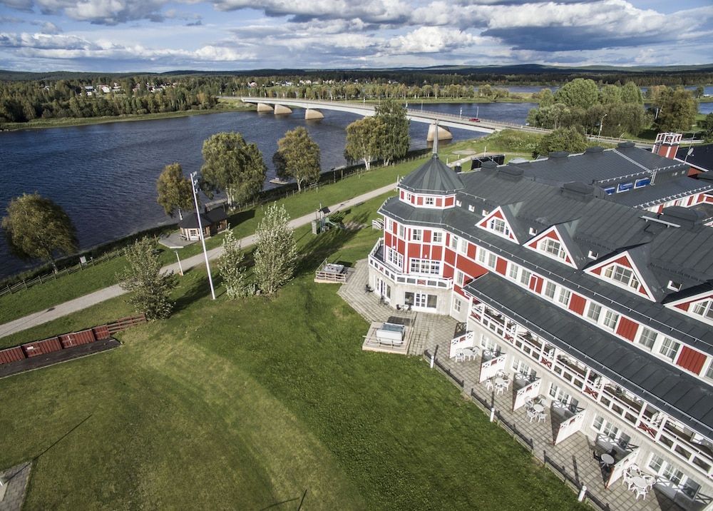 Grand Arctic 4 étoiles à Överkalix