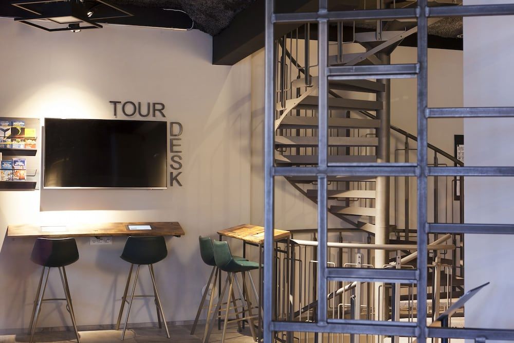 Reykjavik Road Hotel by Nordurey 3