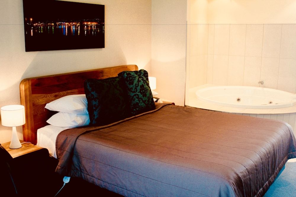 The Nautilus Napier 3