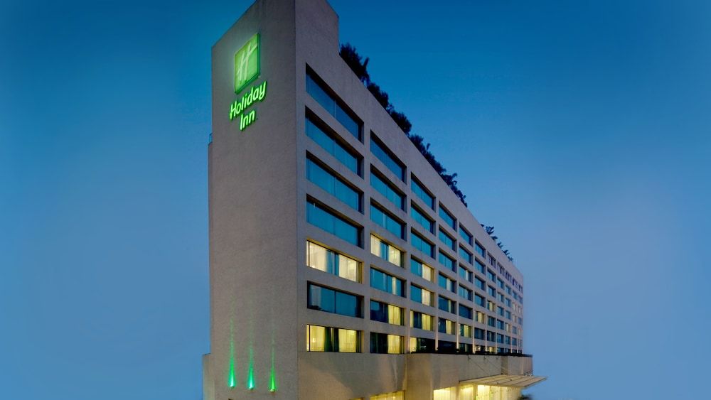 Holiday Inn Mumbai International Airport 1