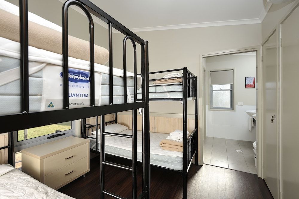 NRMA Sydney Lakeside Holiday Park 3