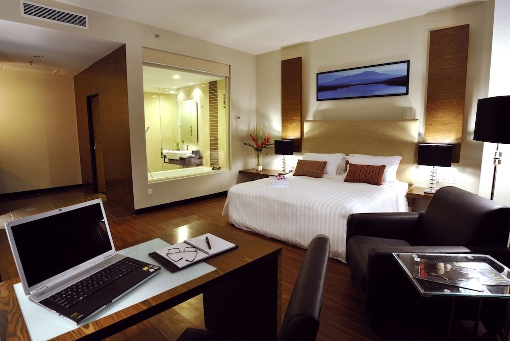 Grand Borneo Hotel 3