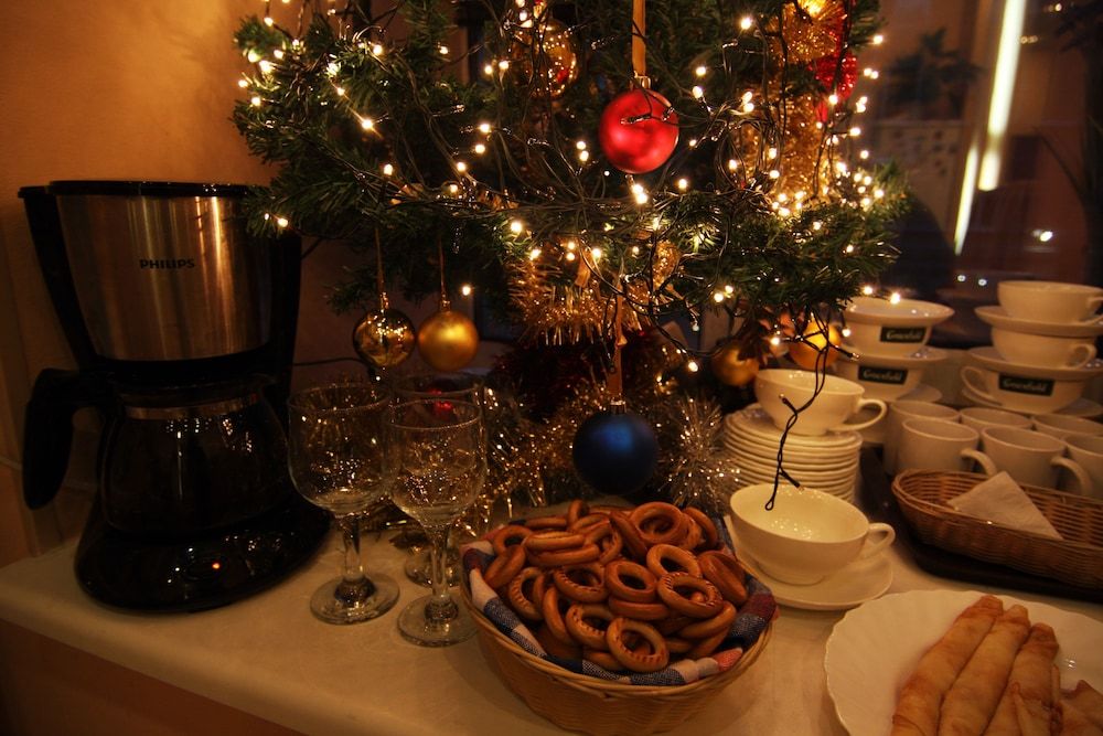 By Hermitage House 1