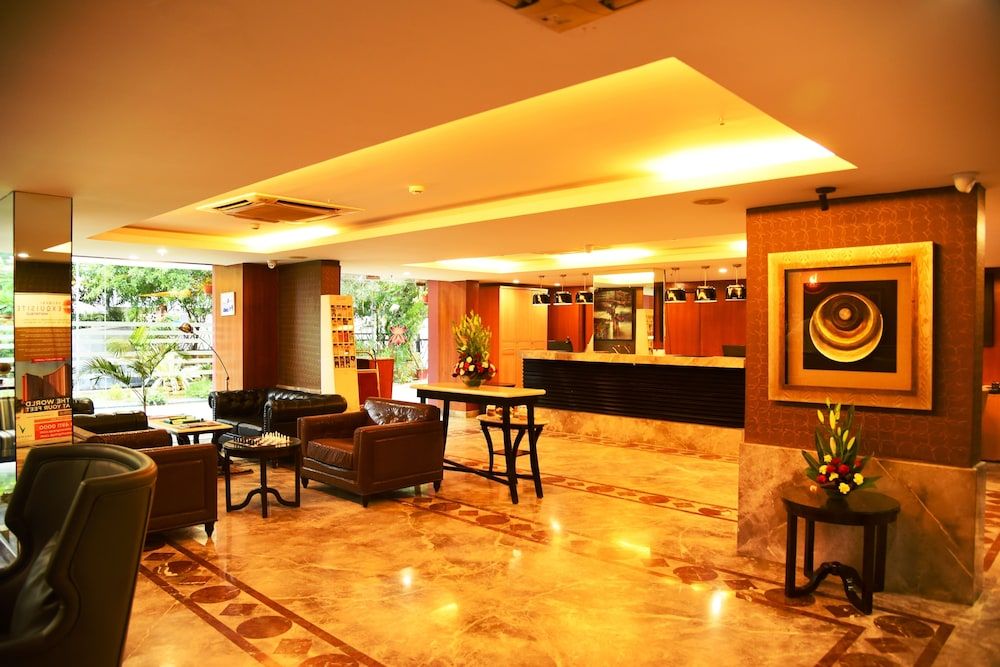 Royal Orchid Suites 3