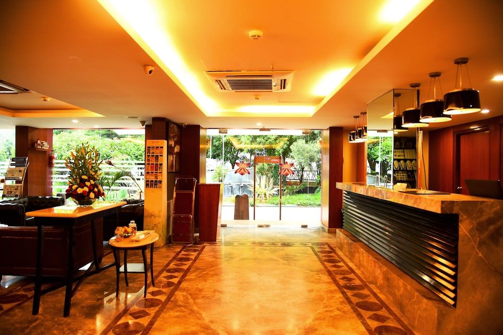 Royal Orchid Suites 2