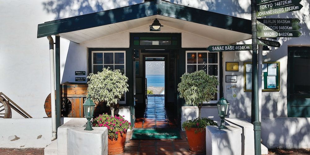 The Farmhouse Hotel 2