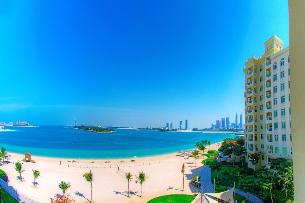 Royal Club By RVHR, Palm Jumeirah 3