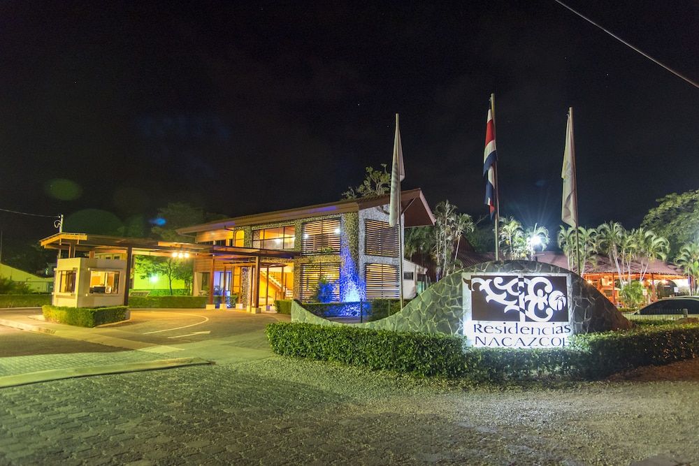 Nacazcol - Playas del Coco