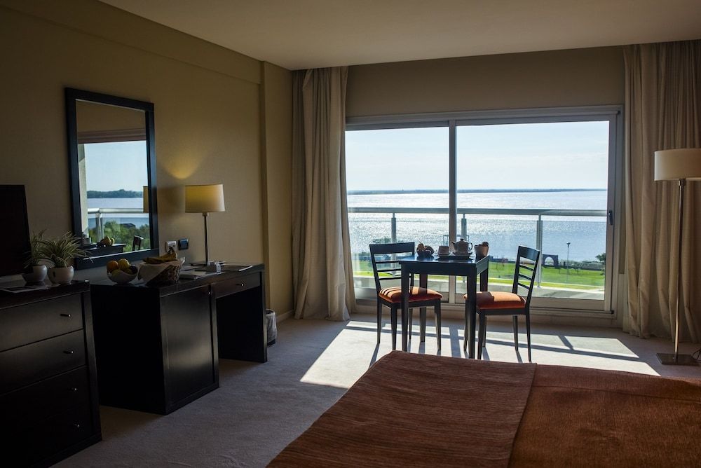 Howard Johnson Hotel Ramallo 2