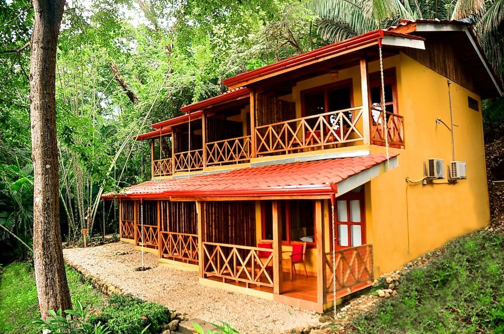 Esencia Hotel & Villas 3