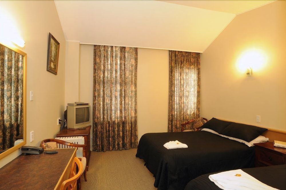 Victoria Railway Hotel 2