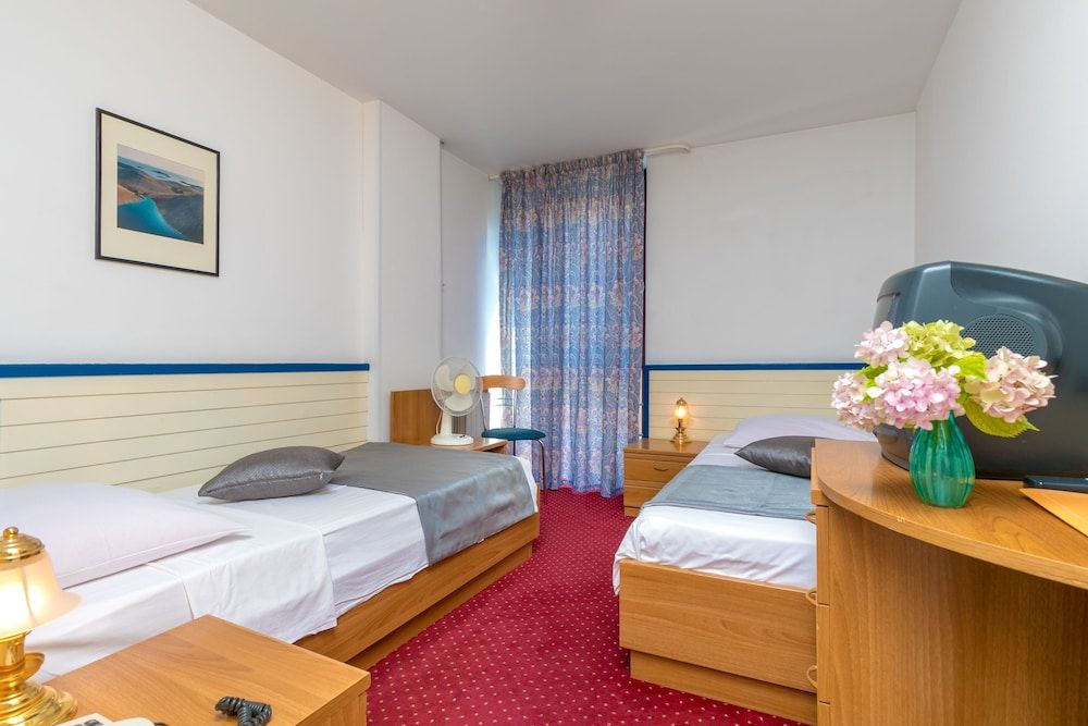 Rivijera Hotel Jadran Sibenik 3