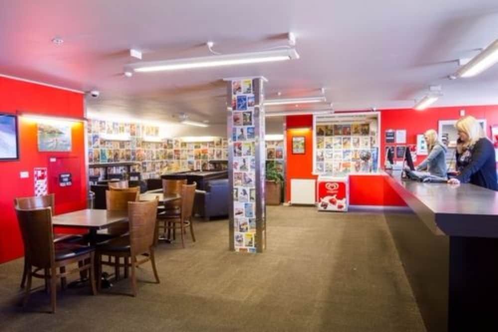 Base Backpackers Wanaka - Hostel 2