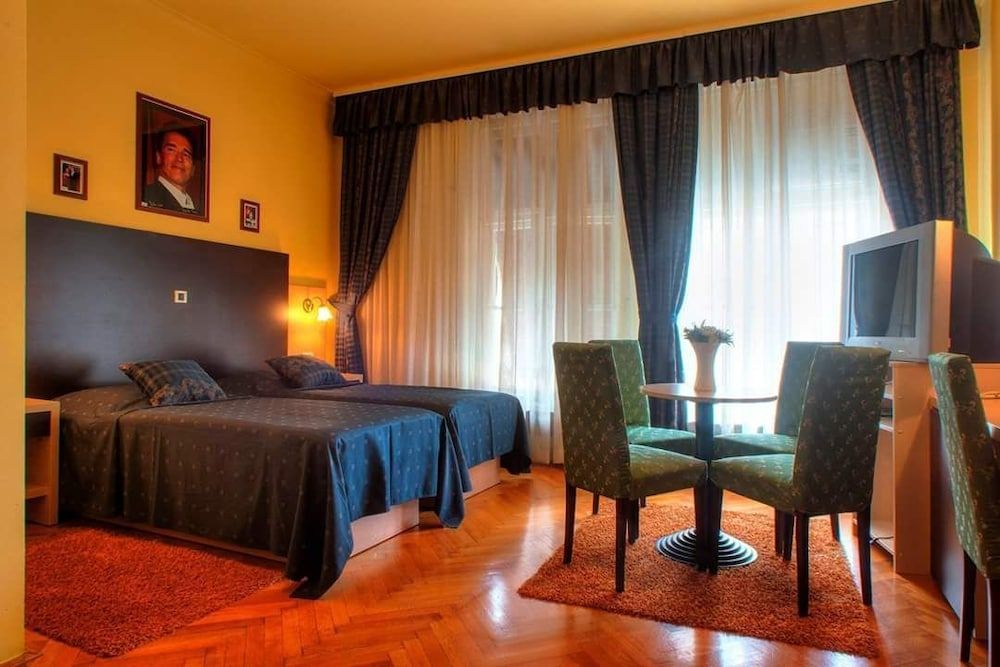 The Movie Hotel 1 The Movie Hotel 1