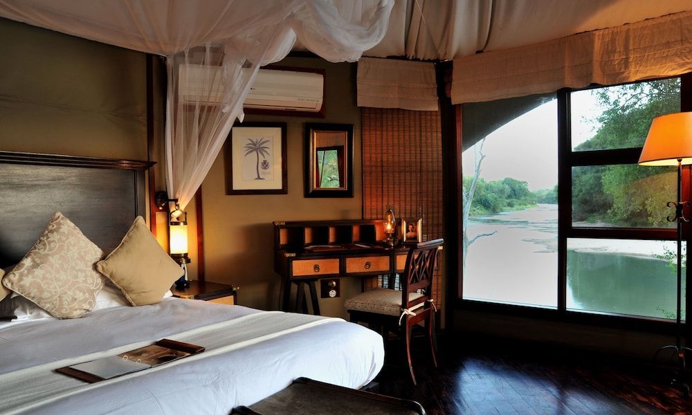 Hamiltons Tented Camp 3