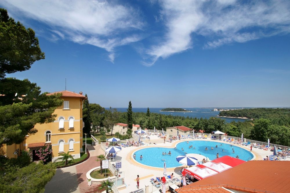 Apartments Bellevue Plava Laguna 4 estrelas em Poreč