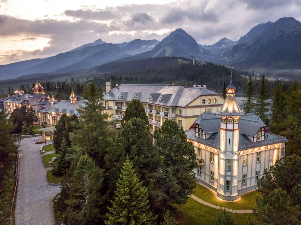Grand Hotel Kempinski High Tatras 5 estrellas en Štrbské Pleso