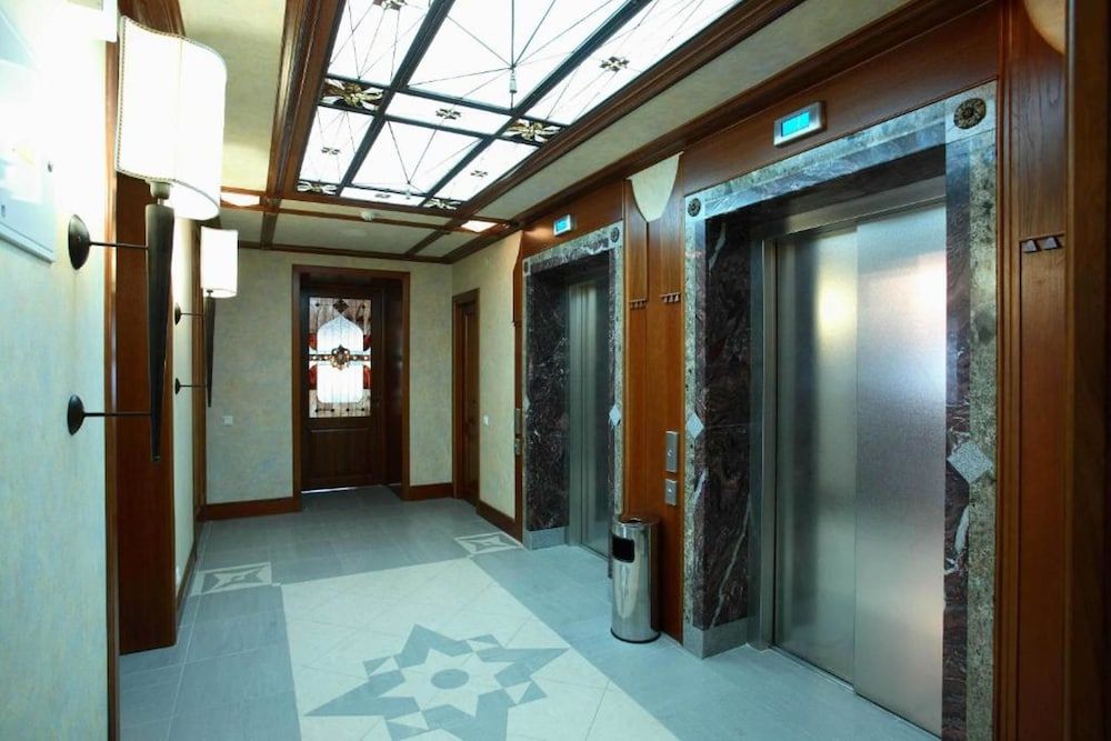 Lancaster Court Hotel 3