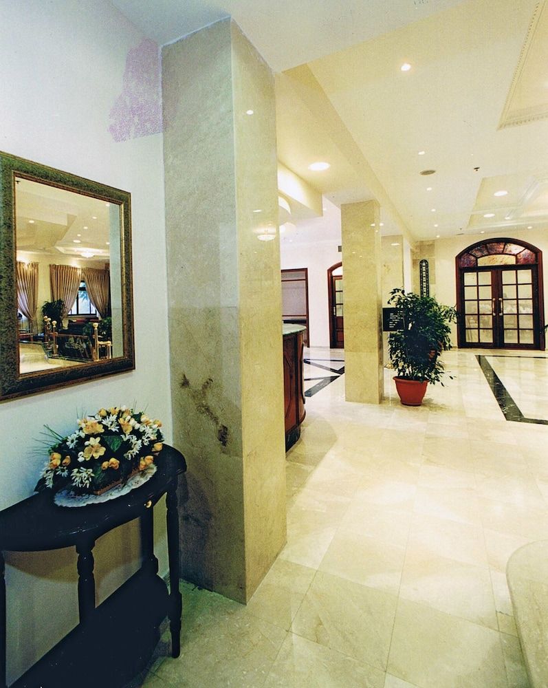 Holy Land Hotel 2