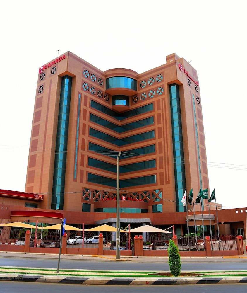 Ramada by Wyndham Al Qassim 5 estrelas em Al Bukayriyah