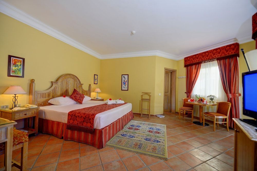 Stella Di Mare Sea Club Hotel 3