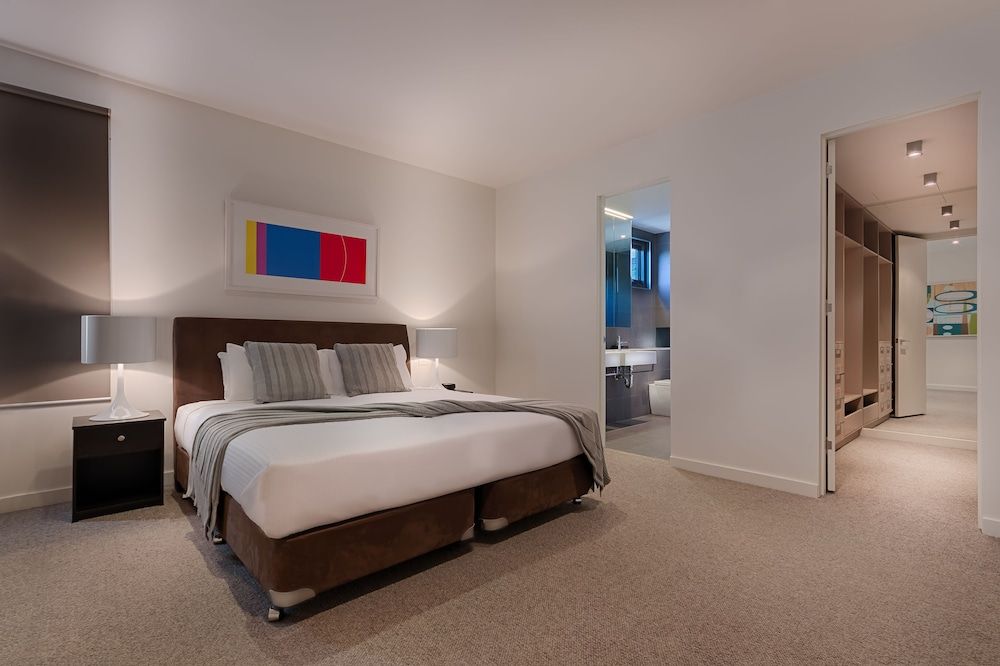 Caroline Serviced Apartments Brighton 3