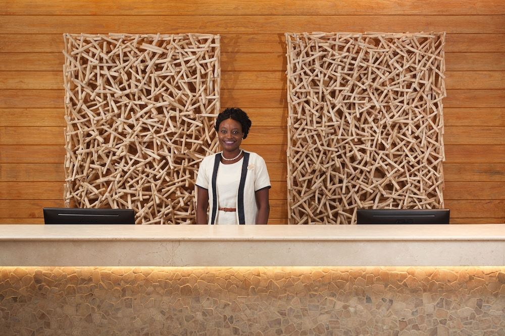 Waves Hotel & Spa by Elegant Hotels - All Inclusive 3