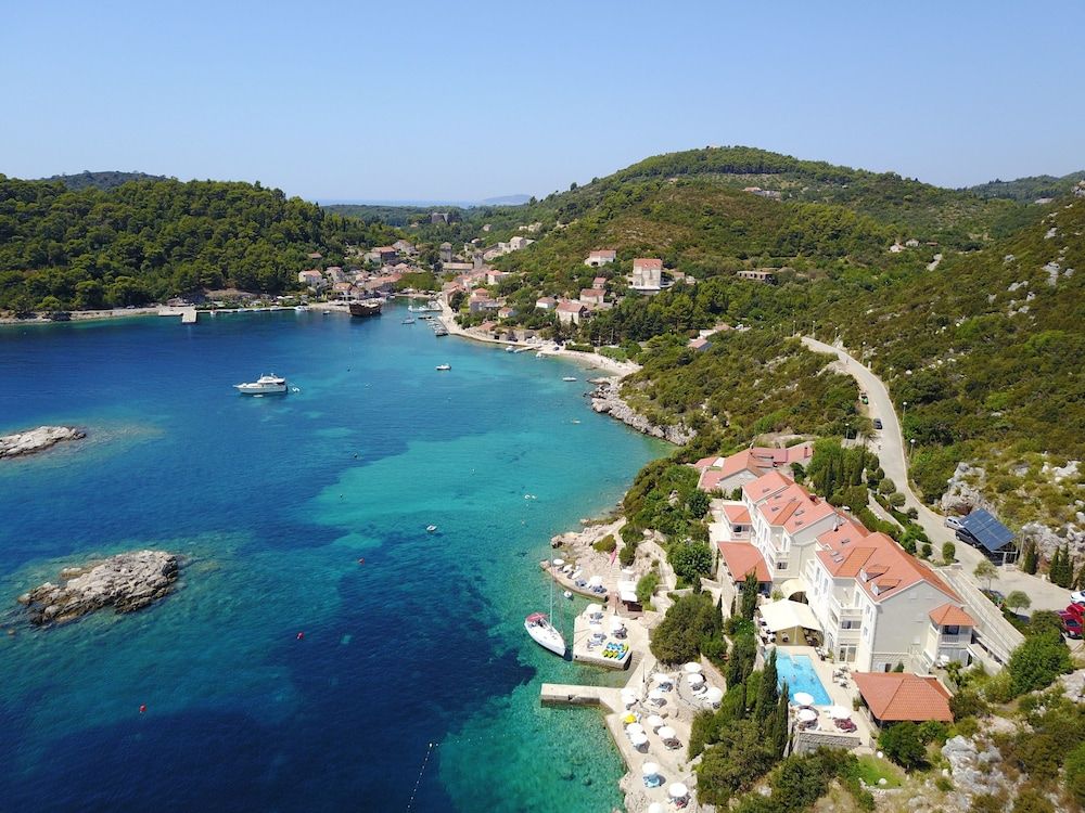 Hotel Bozica 4 estrelas em Suđurađ