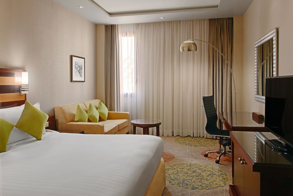 Holiday Inn Riyadh al qasr 3
